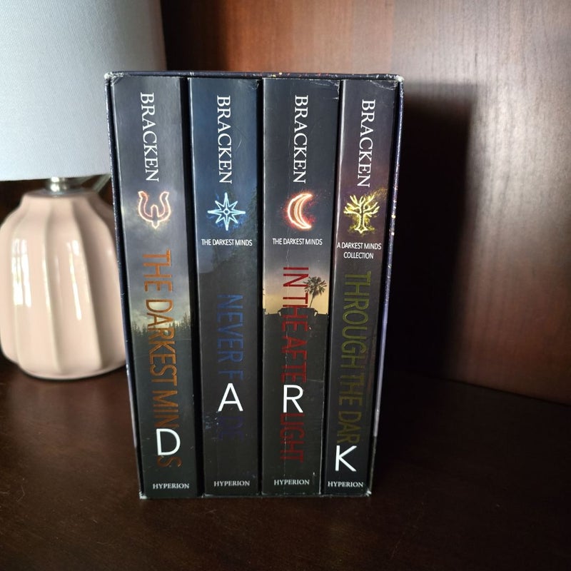 The Darkest Minds Series Boxed Set [4-Book Paperback Boxed Set] (the Darkest Minds)