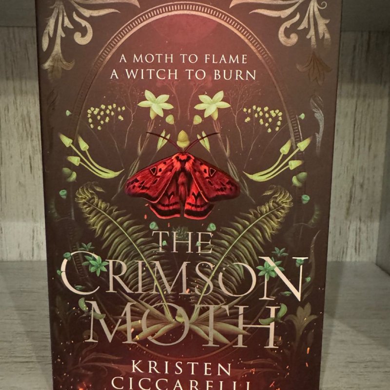 The Crimson Moth by , Hardcover Pangobooks