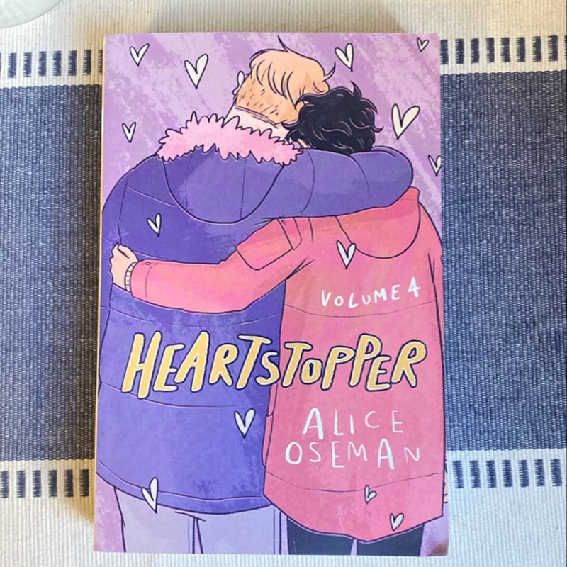 Heartstopper: Volume 4: a Graphic Novel