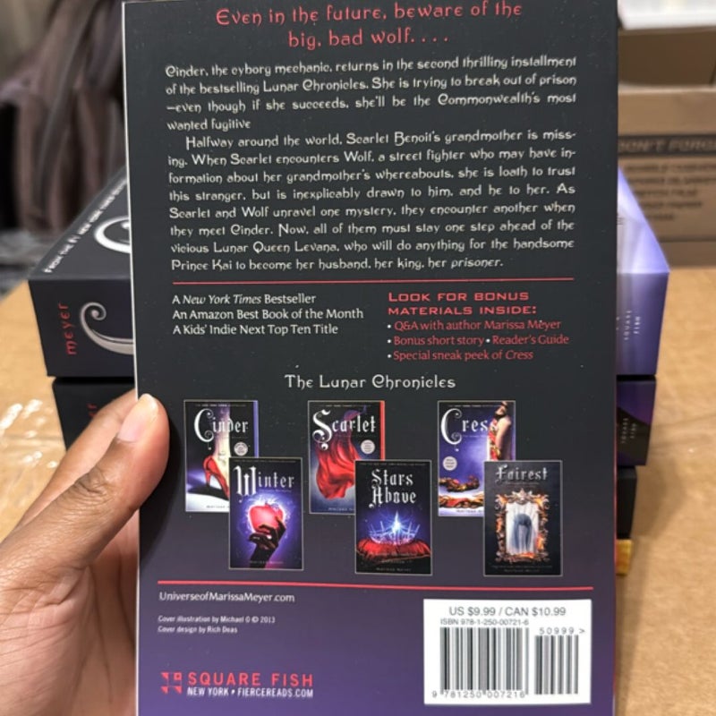 The Lunar Chronicles