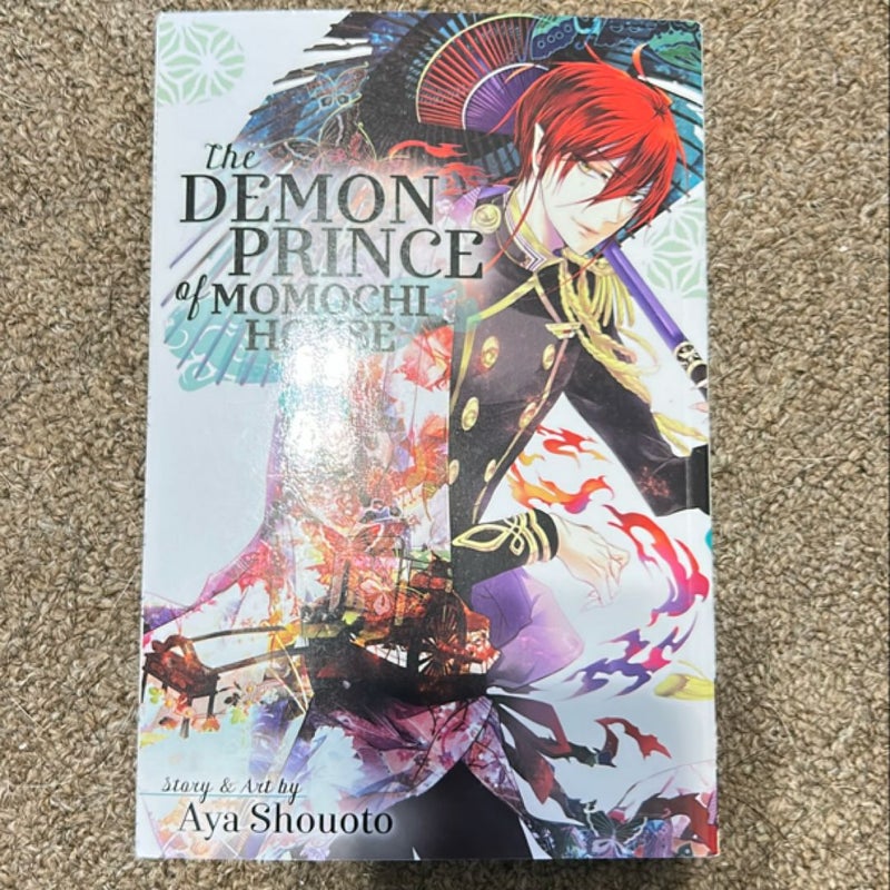 The Demon Prince of Momochi House, Vol. 5