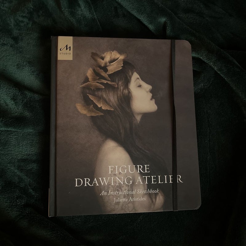 Figure Drawing Atelier by Juliette Aristides, Hardcover Pangobooks