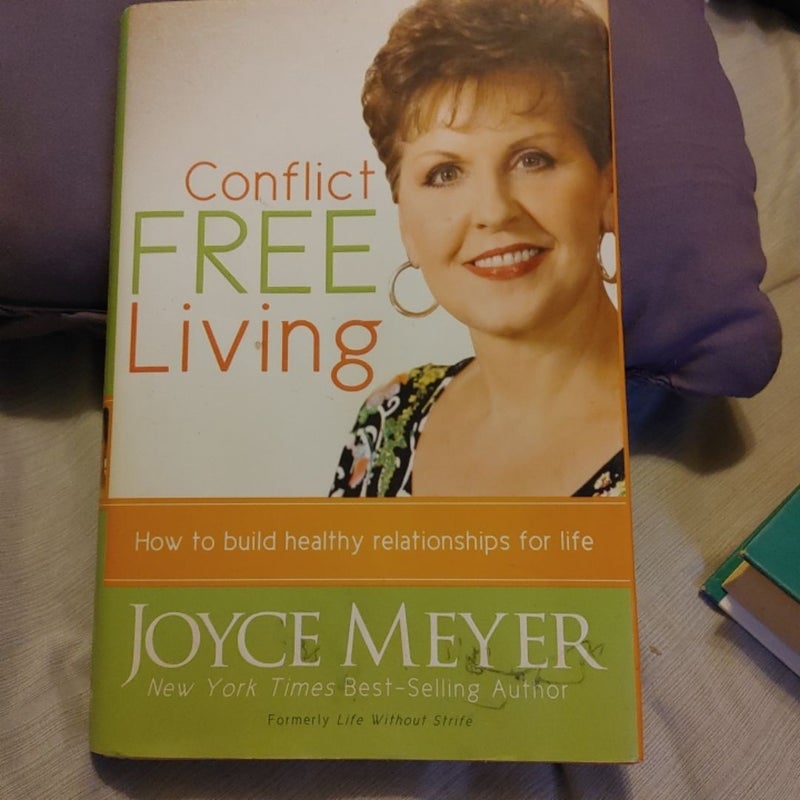 Conflict Free Living