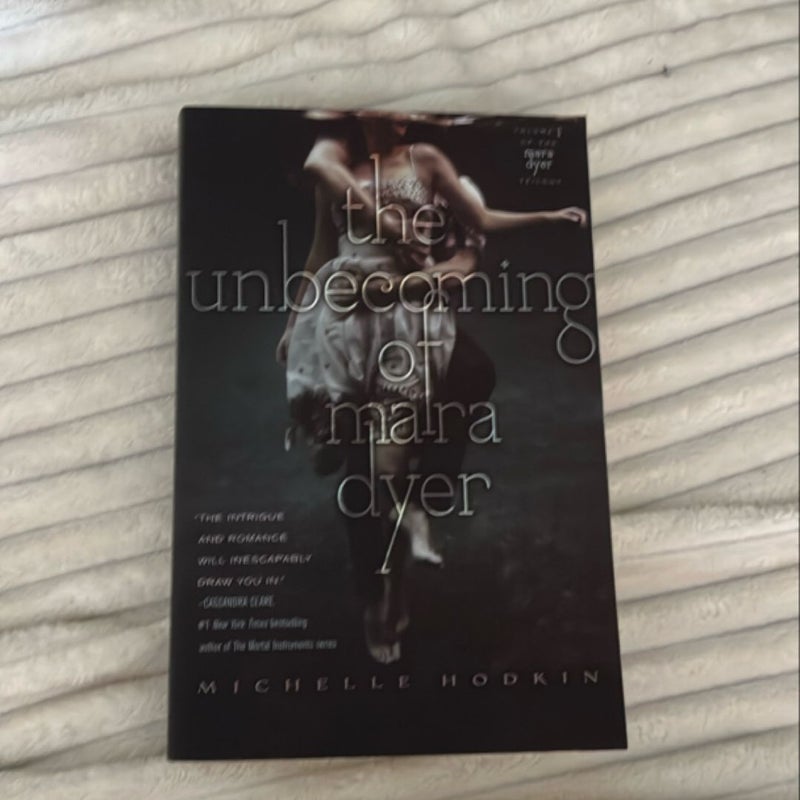 The Unbecoming of Mara Dyer