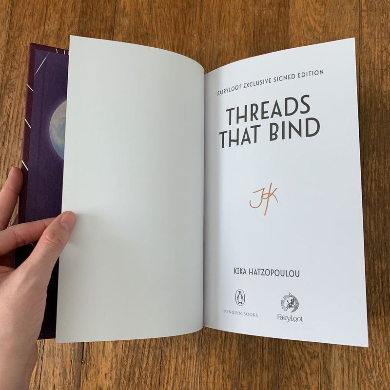 Fairyloot Exclusive Signed Deluxe Edition Threads That shops Bind