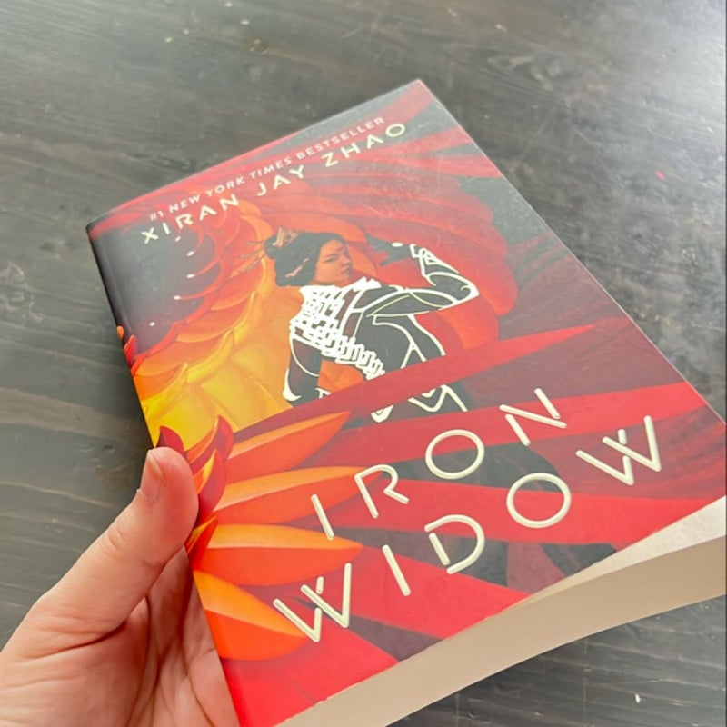 Iron Widow [canadian special edition]