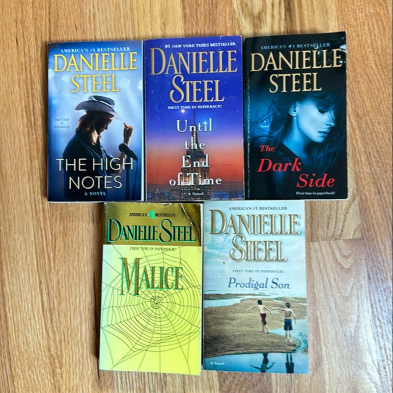 Danielle Steel - Until the End of Time plus 4 more - 