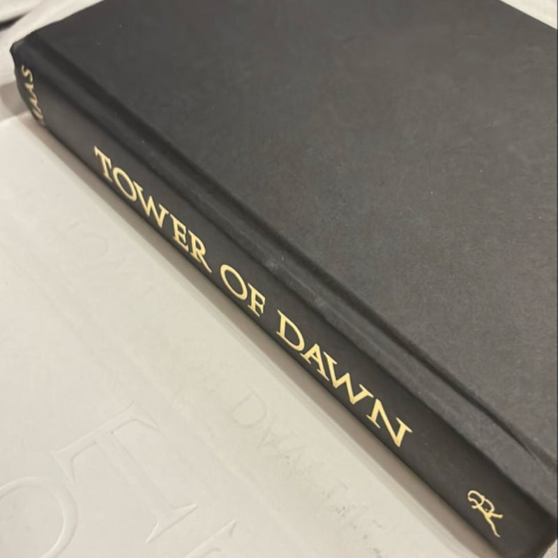 Tower of Dawn (Exclusive Edition)