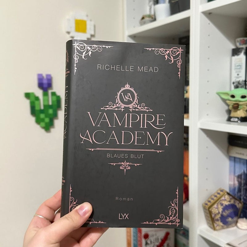 COLLECTIBLE Vampire Academy 2 in GERMAN with FANART 