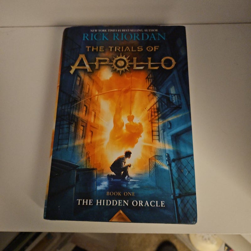 Trials of Apollo, the Book One the Hidden Oracle (Trials of Apollo, the Book One)