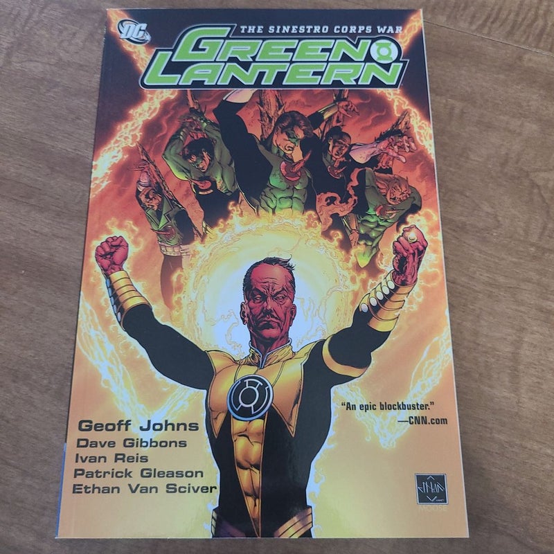 Green Lantern: The Sinestro Corps War Volume One
