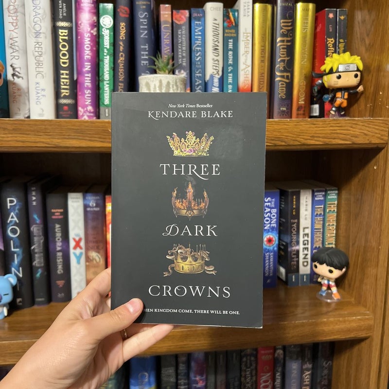 Three Dark Crowns