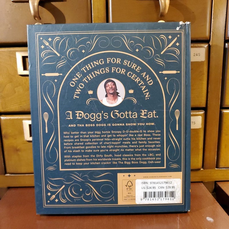 From Crook to Cook: Platinum Recipes from Tha Boss Dogg's Kitchen (Snoop Dogg Cookbook, Celebrity Cookbook with Soul Food Recipes)