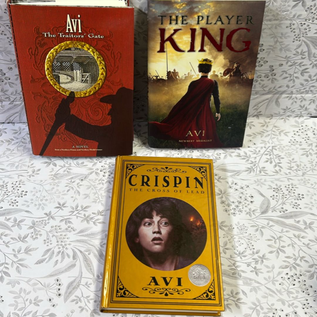 Avi 3 hardcover Bundle