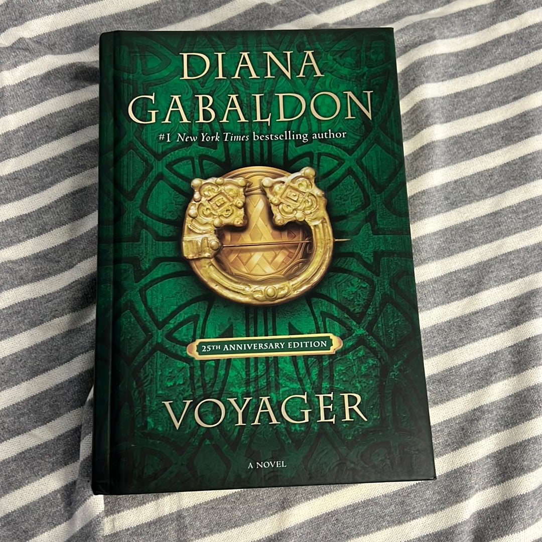 Voyager (25th Anniversary Edition) by Diana Gabaldon, Hardcover