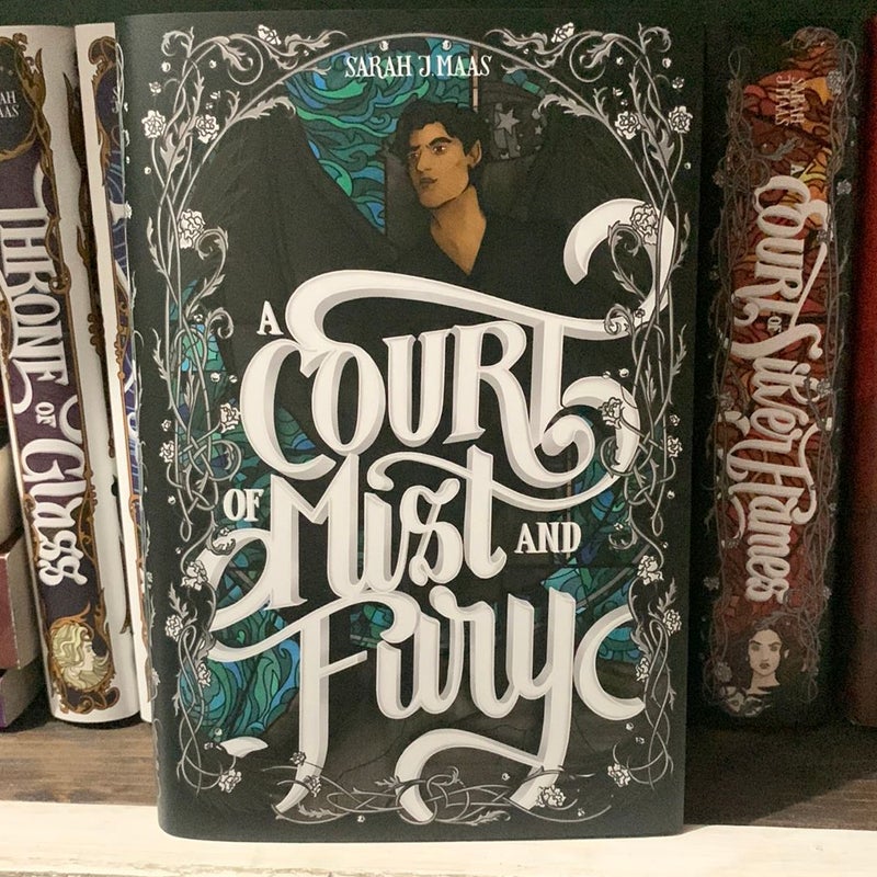 A Court of Thorns and Roses nerdyink dust jackets only