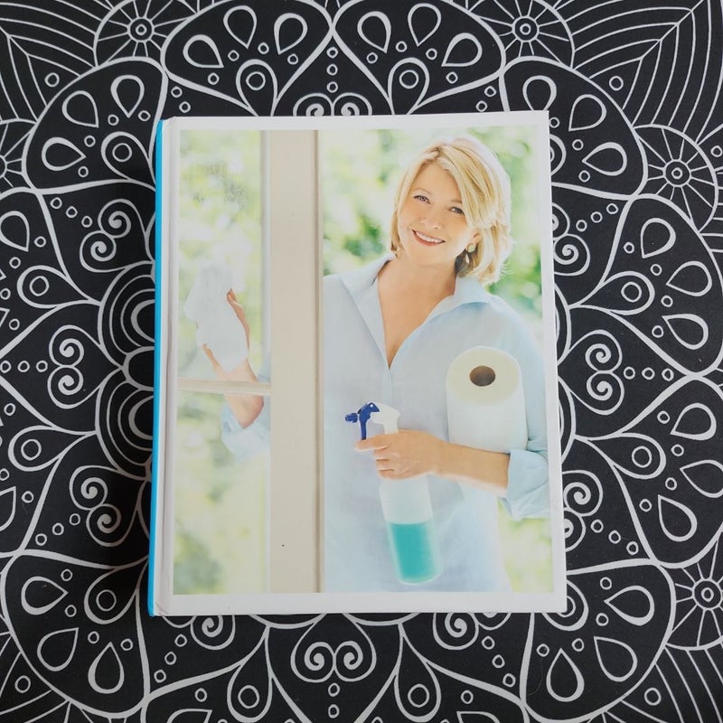 Martha Stewart's Homekeeping Handbook