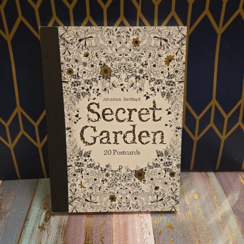 Secret Garden: 20 Postcards