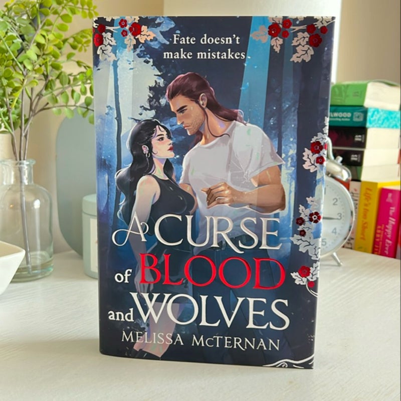 A Curse of Blood and Wolves (FairyLoot Edition)