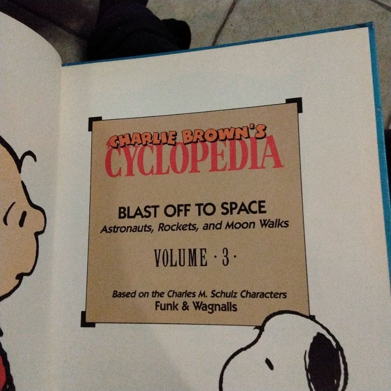 Charlie Brown's Cyclopedia Blast Off to Space Volume 3