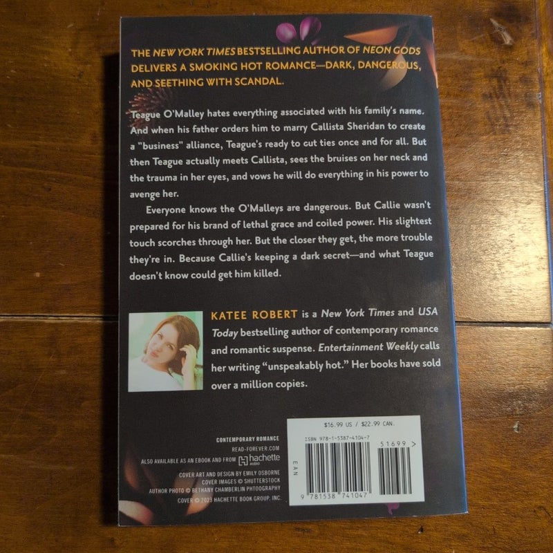 Dark Succession (previously Published As the Marriage Contract)