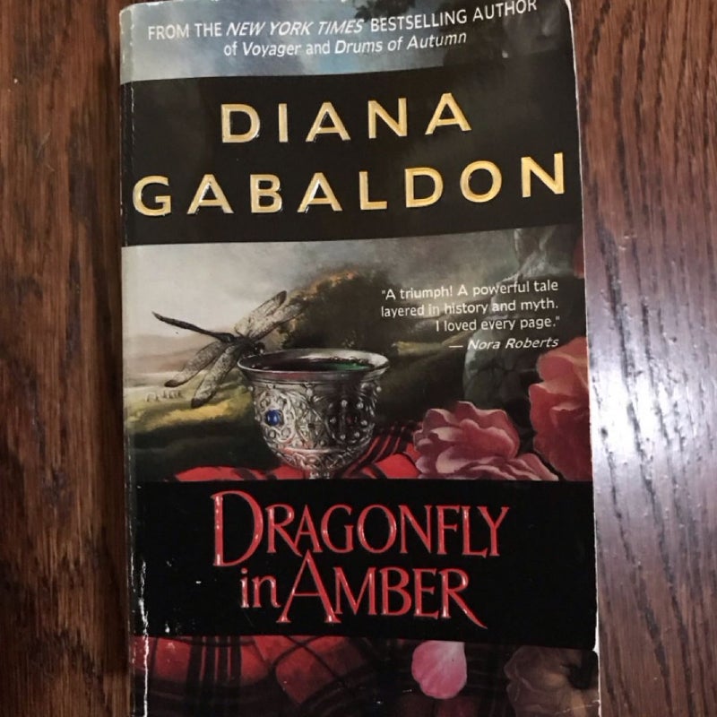 Dragonfly In Amber, Outlander #2, 1993 Paperback, Fantasy Romance Seri