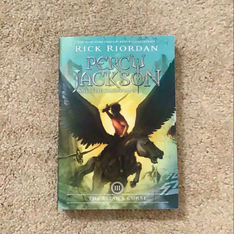 Percy Jackson and the Olympians, Book Three the Titan's Curse (Percy Jackson and the Olympians, Book Three)