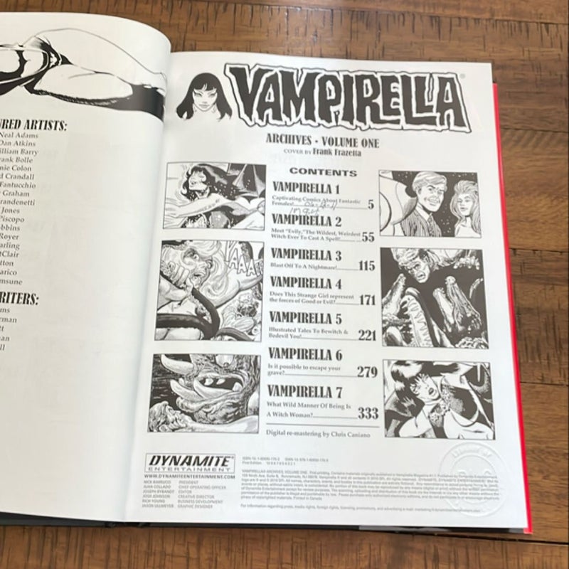 Vampirella (Archives Volume 1 #1-7)