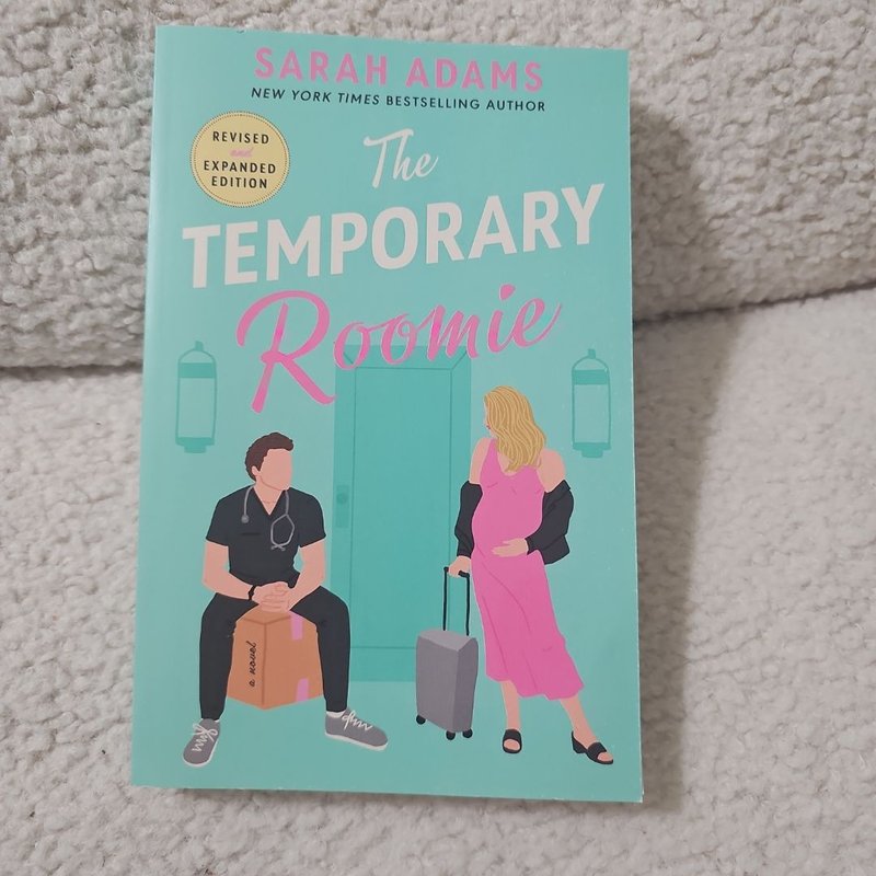The Temporary Roomie by Sarah Adams, Paperback | Pangobooks