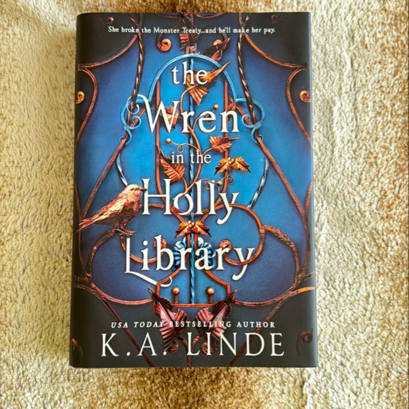 The Wren in the Holly Library (Deluxe Limited Edition)