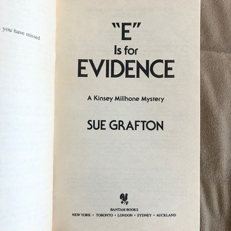 E Is for Evidence  3255