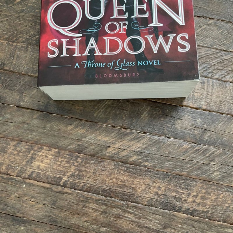 Queen of Shadows - 1st edition / 1st print 