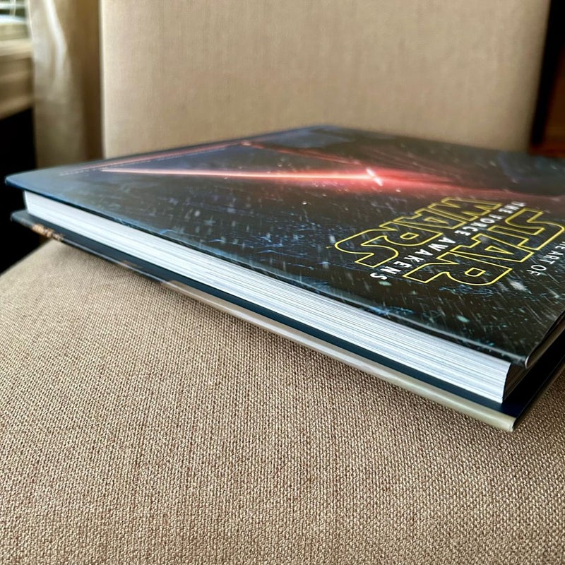 The Art of Star Wars: the Force Awakens (1st Print Edition)