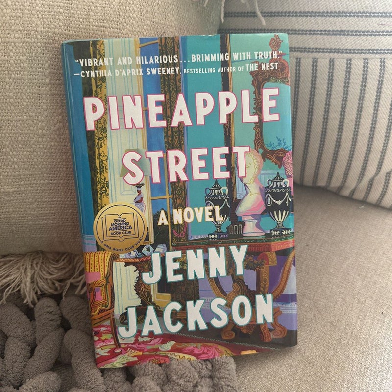 Pineapple Street: A GMA Book Club Pick (A Novel)