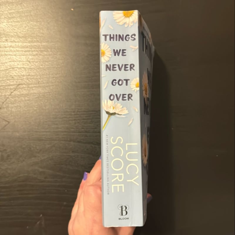 Things We Never Got Over by , Paperback Pangobooks