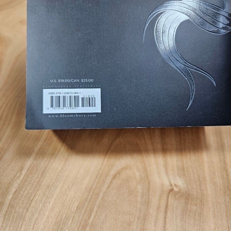 A Court Of Silver Flames Barnes and Noble Exclusive Edition 