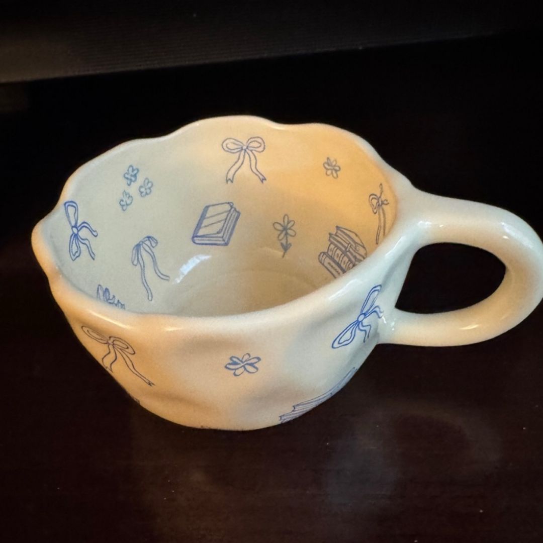 Bookish tea cup