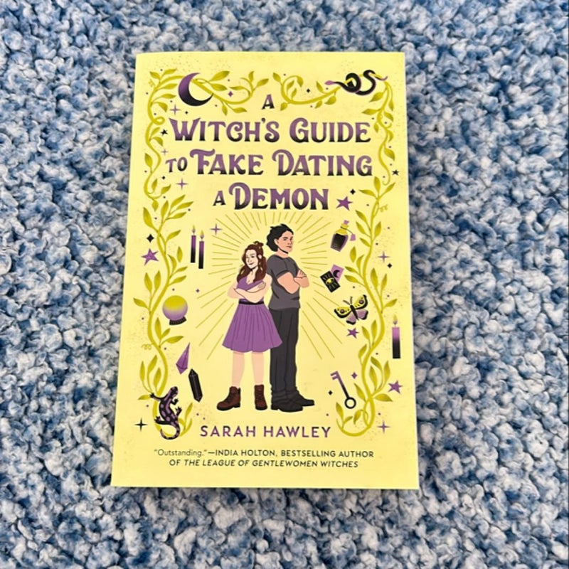 A Witch's Guide to Fake Dating a Demon