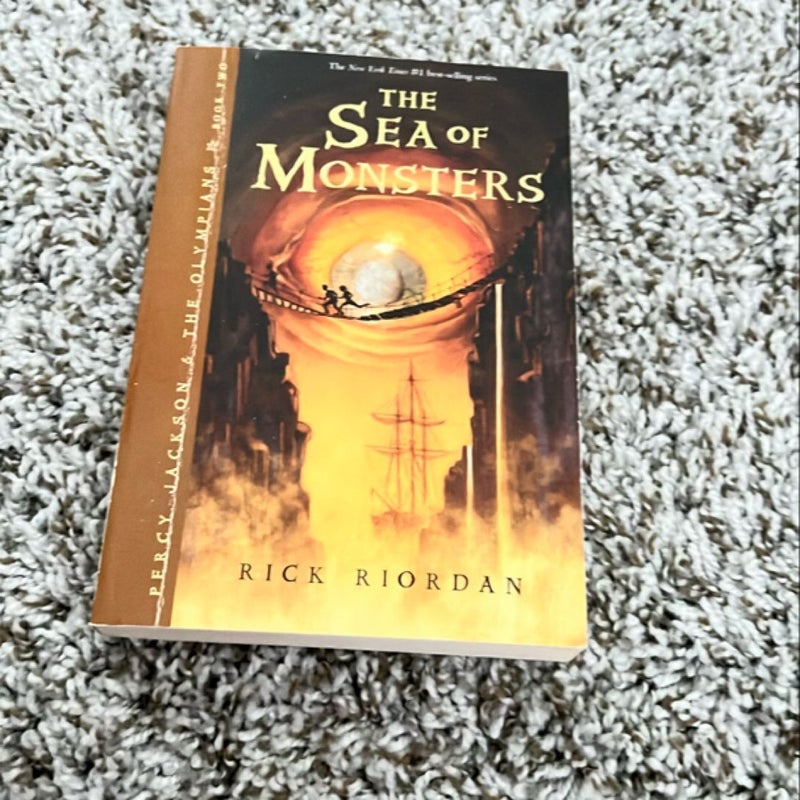 Percy Jackson and the Olympians, Book Two the Sea of Monsters (Percy Jackson and the Olympians, Book Two)