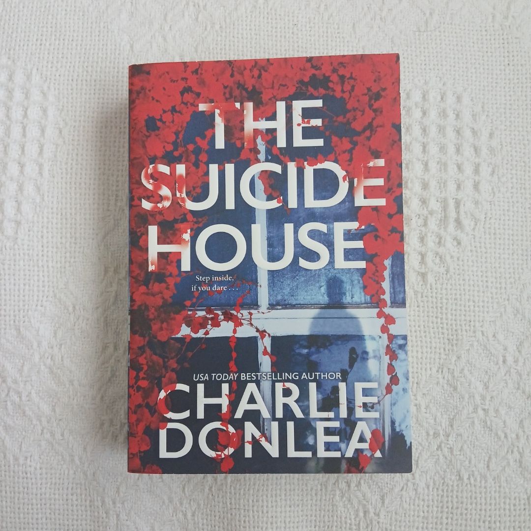 Sale image for a542465f-915d-4bbb-84e4-d331d59b7b0d-Clgz5cy3CTfcR5BGGsqDdXof4Lh2