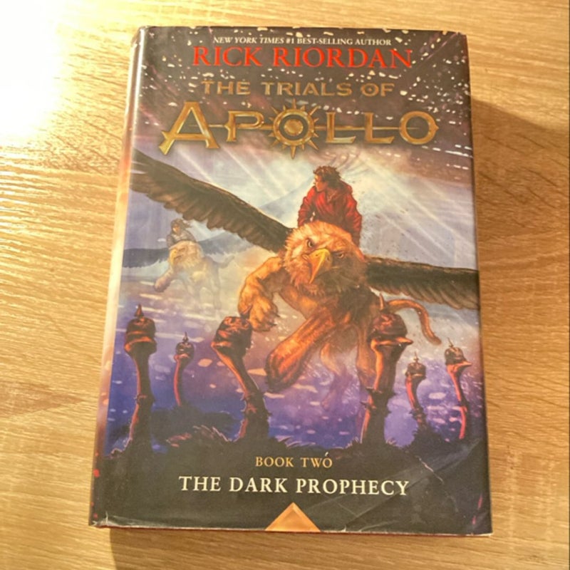 Trials of Apollo, the Book Two the Dark Prophecy (Trials of Apollo, the Book Two)
