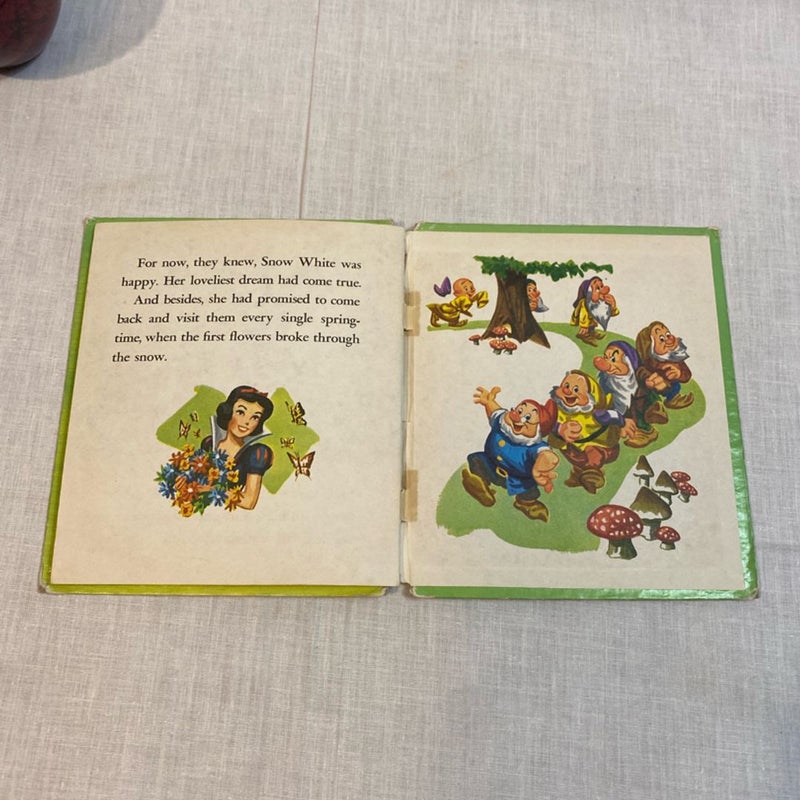 Walt Disney's Snow White  Golden Tell-A-Tale Book 1957