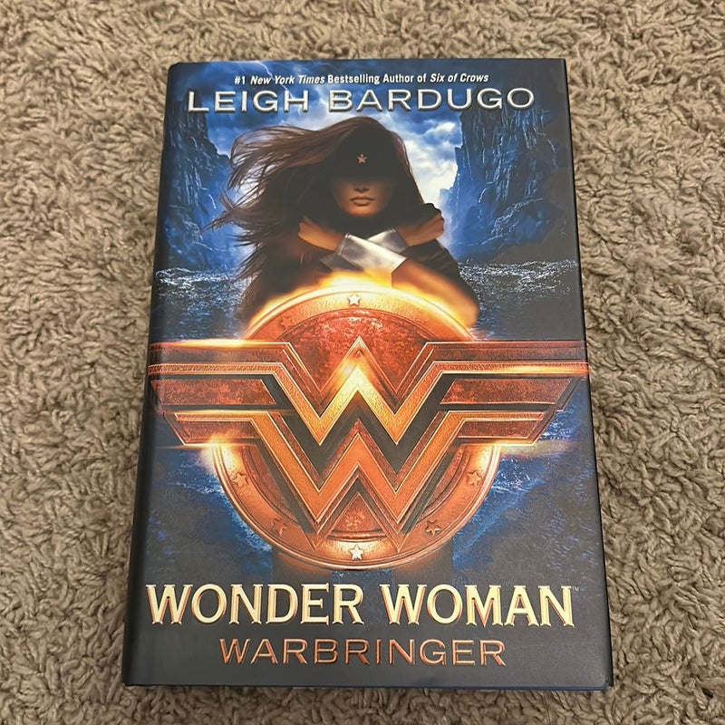 Wonder Woman: Warbringer signed 