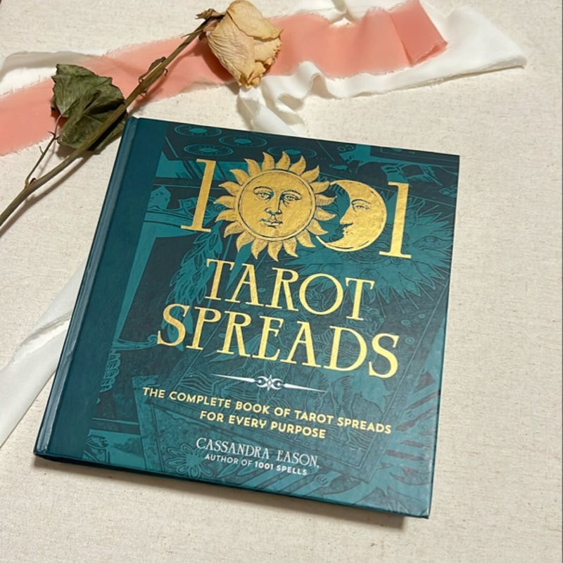 1001 Tarot Spreads