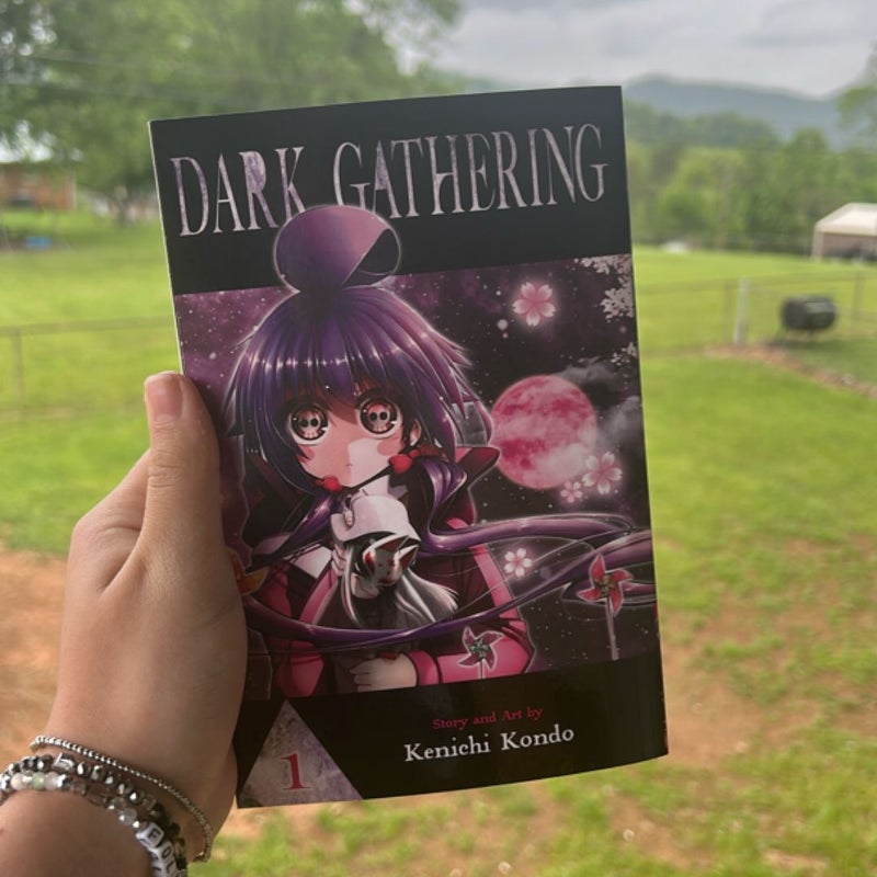 Dark Gathering, Vol. 1