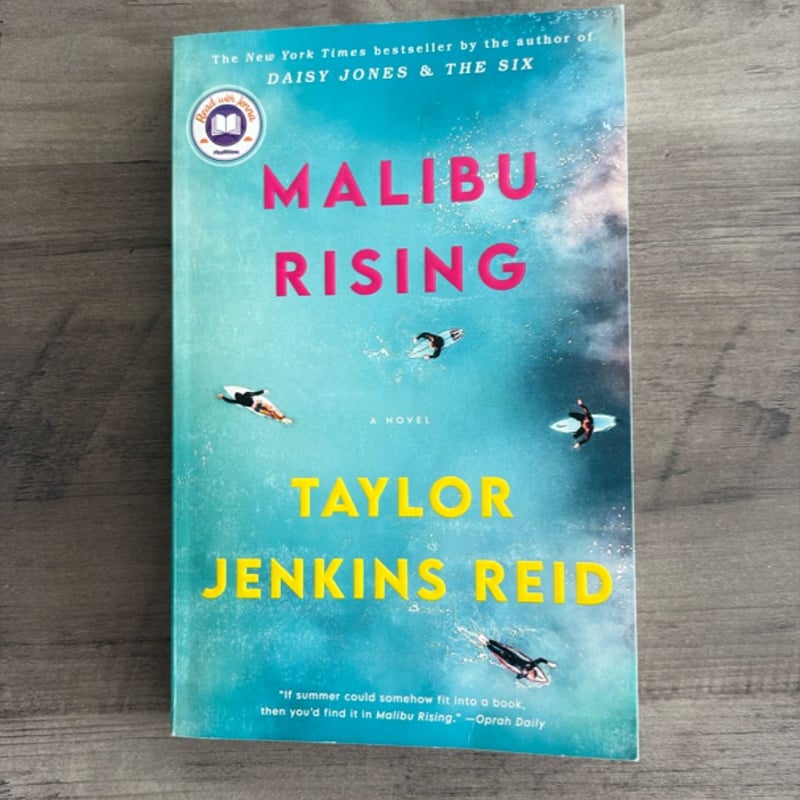 Malibu Rising by Taylor Jenkins Reid, Paperback | Pangobooks