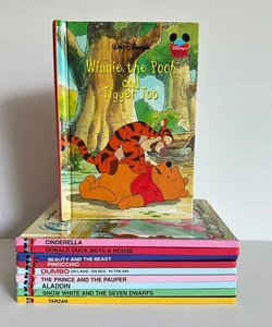 Disney’s Wonderful World of Reading book bundle, 10 books