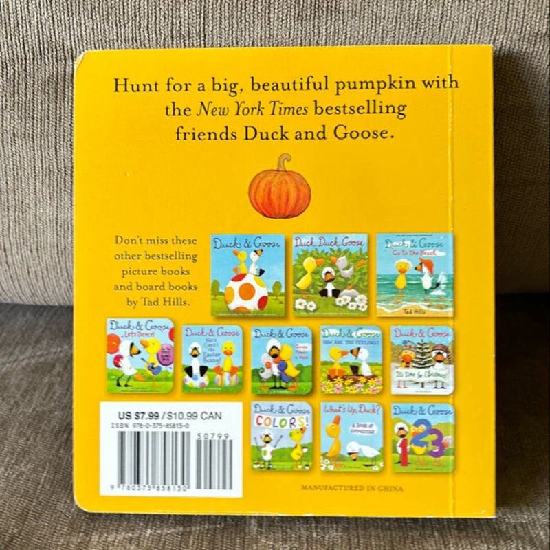 Duck and Goose, Find a Pumpkin BOARDBOOK