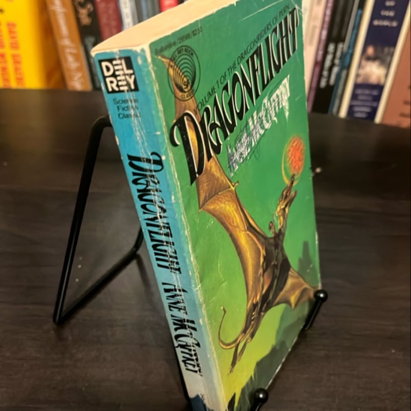 Dragonflight by Anne McCaffrey, Paperback | Pangobooks