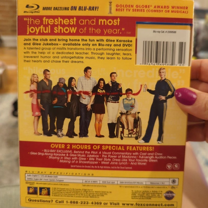 Glee: The Complete First Season Exclusive